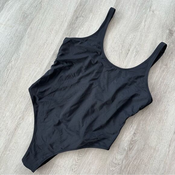 Swimsuits for All Ashley Graham Classic Black One Piece Bathing Suit Women’s 18 - Picture 1 of 8